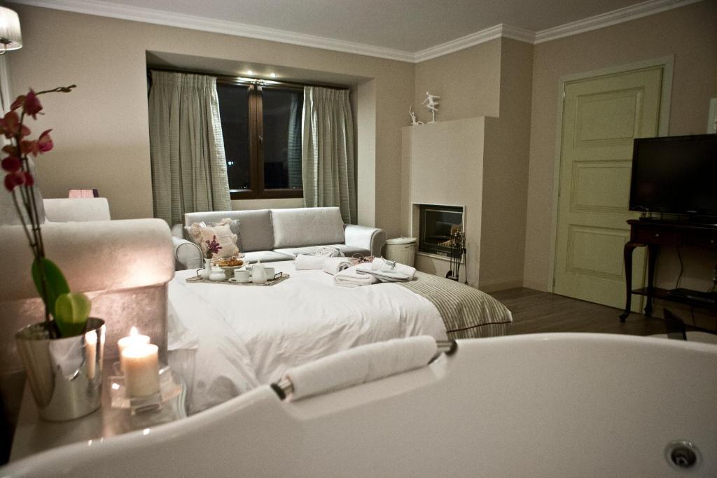 Melies Boutique Hotel Káto Loutrákion Værelse billede