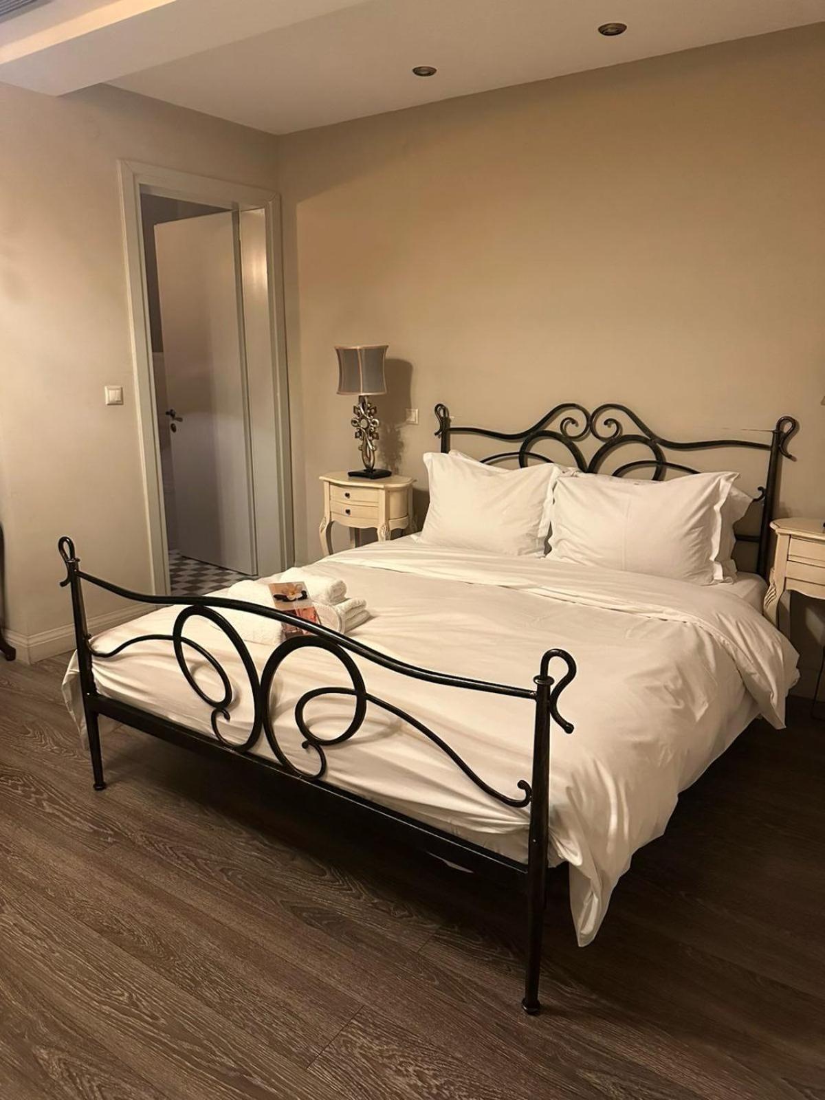 Melies Boutique Hotel Káto Loutrákion Eksteriør billede